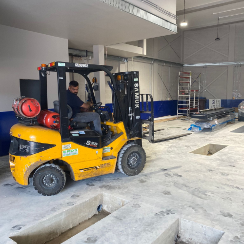 floor plan in automotive workshop project